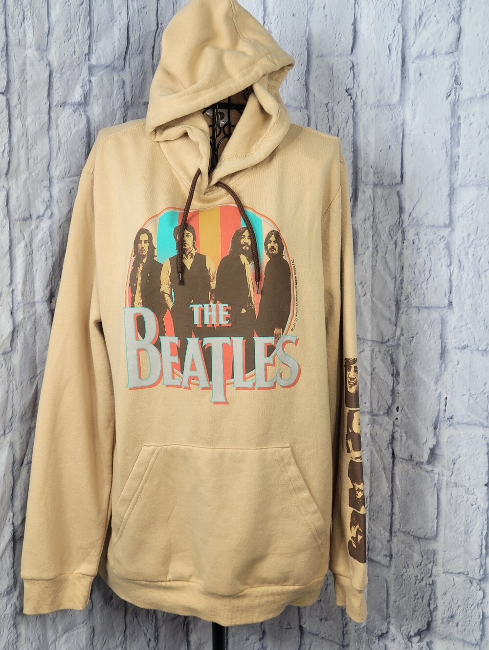 The Beatles Men's Medium Retro Graphic Taupe Brand Sweatshirt